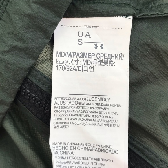 Under Armour Sportswear Track Jacket in Medium - Picture 11 of 16